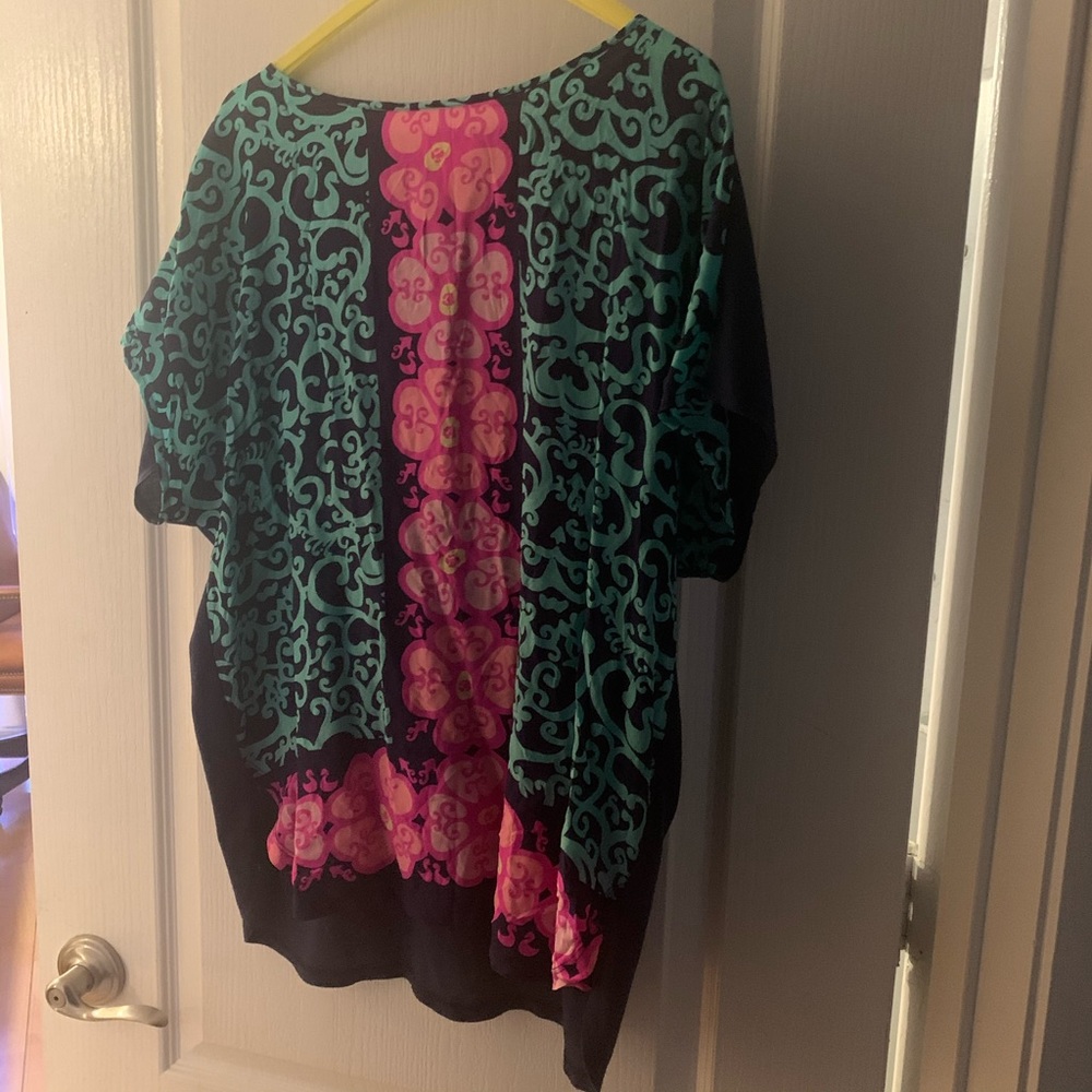 Iilly Pulitzer M/L top will